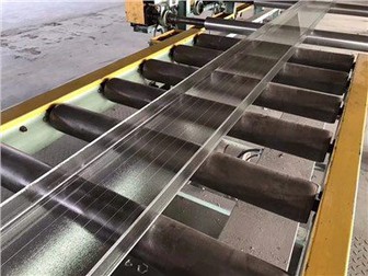 Проводное C -канальное стекло